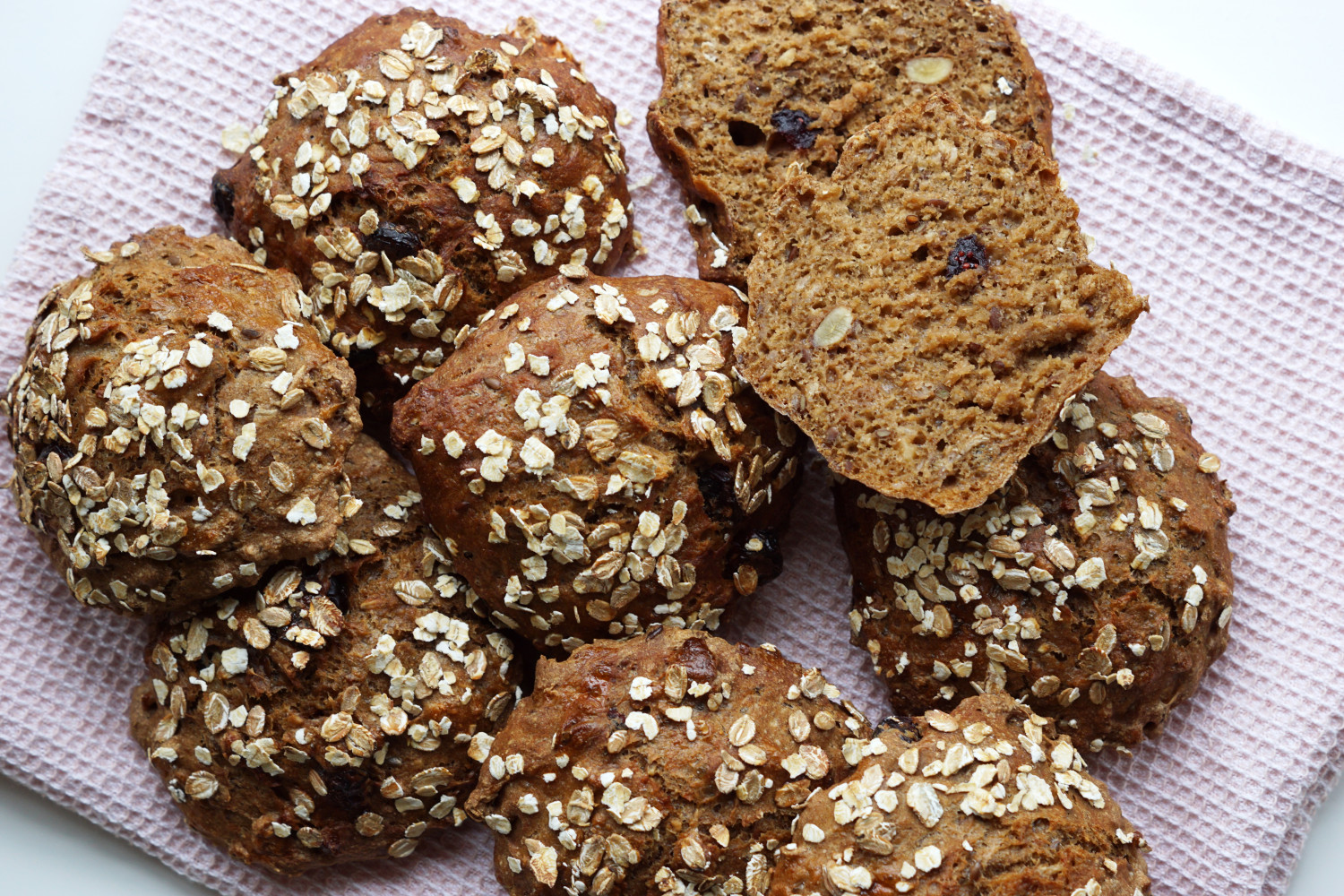 Koldthævede müslistykker