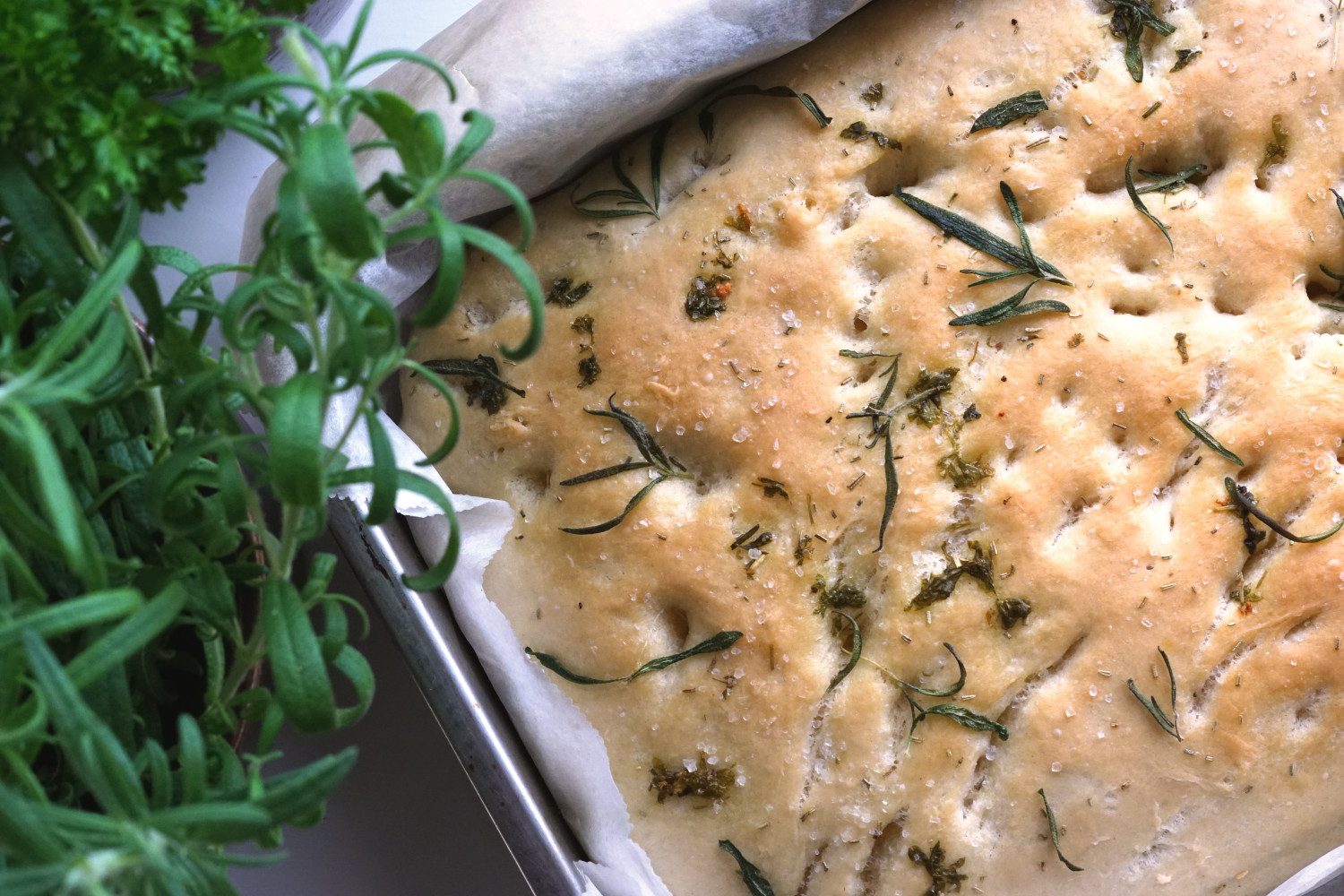 Det bedste foccaciabrød (med krydderolie)