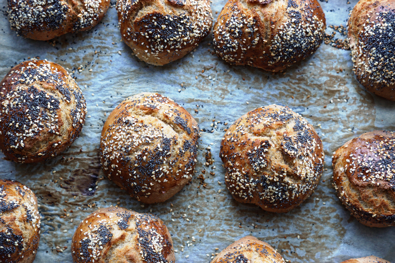 Morgenstykker m. sesam og birkes